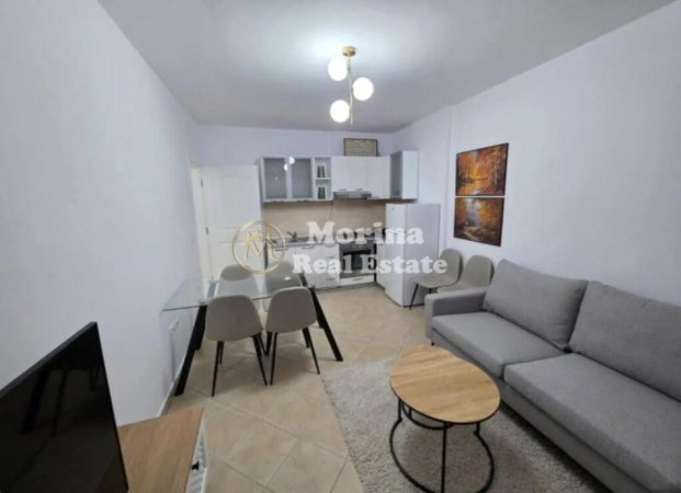 Tirane, jepet me qera apartament 1+1 Kati 4, 65 m² 650 € (Ish Ekspozita)