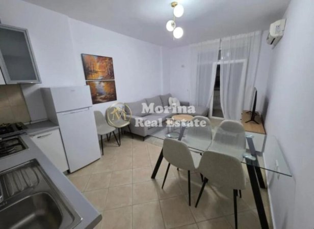 Tirane, jepet me qera apartament 1+1 Kati 4, 65 m² 650 € (Ish Ekspozita)