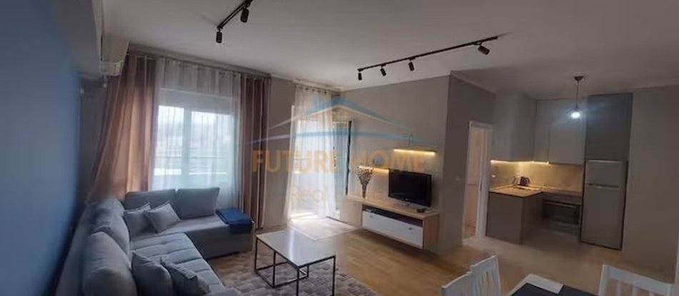 Tirane, jepet me qera apartament 1+1 Kati 5, 64 m² 625 € (Kompleksi Halili)