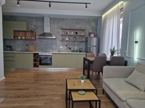 Tirane, shes apartament 1+1 Kati 1, 88 m² 195.000 € (Pazari i Ri)