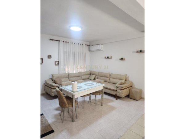 Durres, jap me qera apartament 1+1 Kati 1, 66 m² 420 € 
