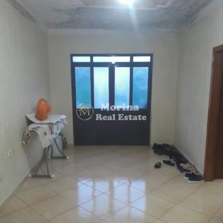 Tirane, shitet shtepi 1 Katshe , 250 m² 197.000 € (Shkoze)