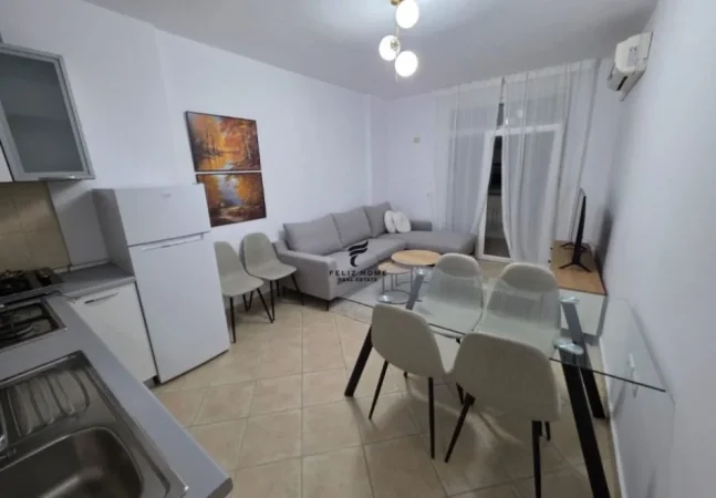 Tirane, jepet me qera apartament 1+1 Kati 4, 65 m² 65.000 € (ISH EKSPOZITA)