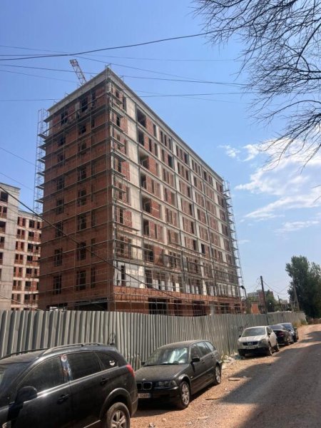 Tirane, shitet apartament 2+1+Ballkon Kati 7, 92 m² 133.500 € (Astir)