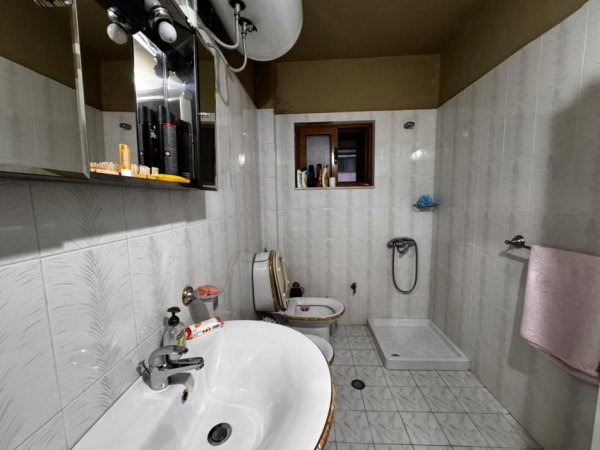 Durres, shitet apartament 1+1+Ballkon Kati 3, 60 m² 70.000 € 