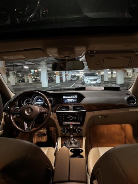 mercedes-benz-c250-1-8-2014-w204-amg-line-9500-euro-i-disk (1).jpeg