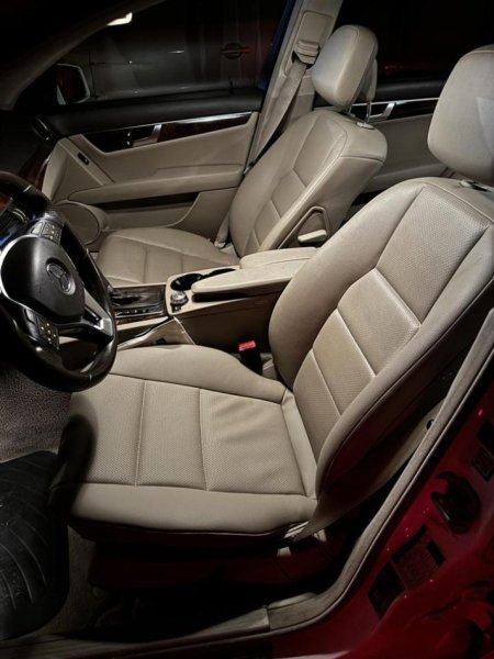 mercedes-benz-c250-1-8-2014-w204-amg-line-9500-euro-i-disk (3).jpeg