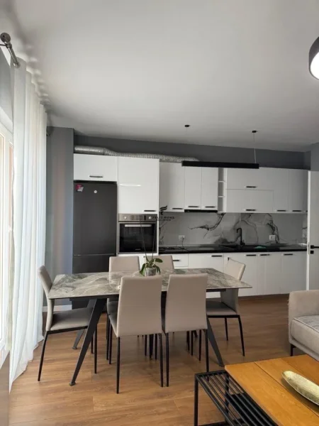Tirane, jepet me qera apartament 2+1 Kati 6, 85 m² 750 € (JORDAN MISJA)