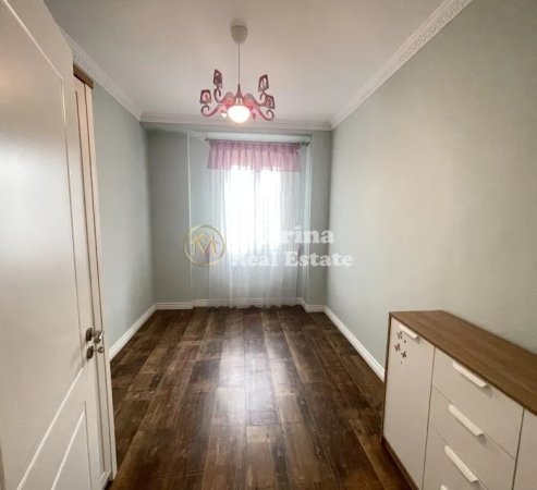 Tirane, jepet me qera apartament 3+1+Ballkon Kati 4, 138 m² 1.800 € (Kopeshti Zoologjik)
