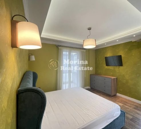 Tirane, jepet me qera apartament 3+1+Ballkon Kati 4, 138 m² 1.800 € (Kopeshti Zoologjik)