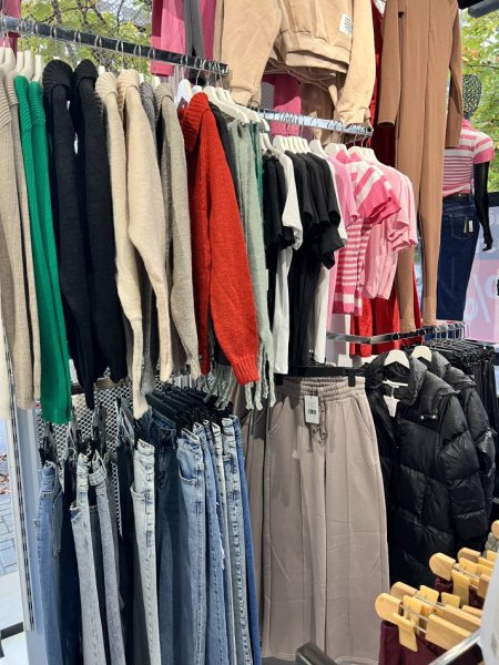 Tirane, shes SHITEN VESHJET CMIM OKAZION 12000€