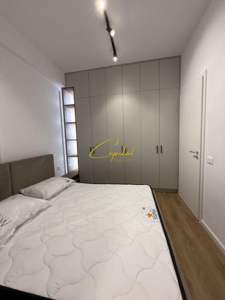 Tirane, jepet me qera apartament 1+1 Kati 5, 75 m² 550 € (ALI DEMI)