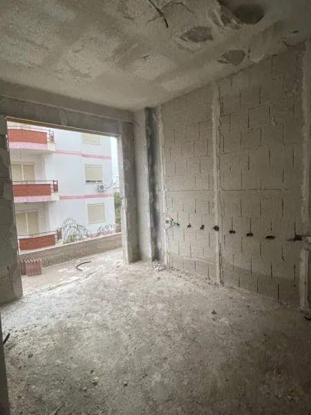 Durres, shitet apartament 1+1+Ballkon Kati 2, 66 m² 65.000 € (golem)