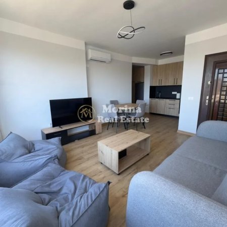 Tirane, jepet me qera apartament 2+1 Kati 7, 70 m² 900 € (21 Dhjetori)
