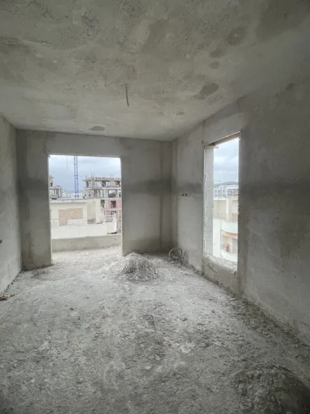 Durres, shitet apartament 1+1+Ballkon Kati 5, 74 m² 81.000 € (golem)