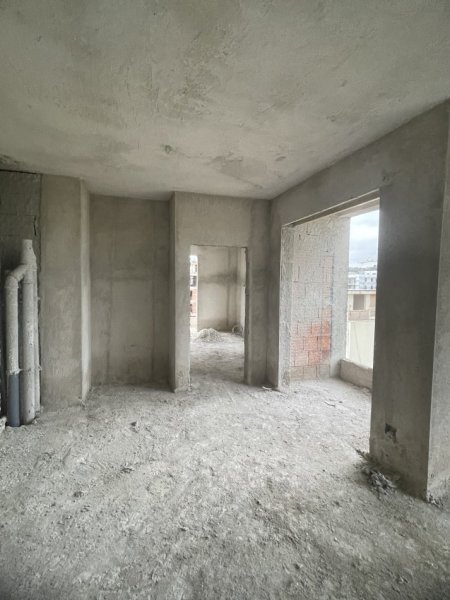 Durres, shitet apartament 1+1+Ballkon Kati 5, 74 m² 81.000 € (golem)