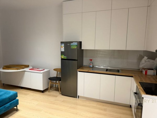 Tirane, jepet me qera apartament 1+1 Kati 1, 58 m² 550 € (Liqeni Thate)