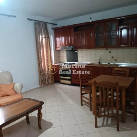 Tirane, jepet me qera shtepi 2+1 Kati 1, 120 m² 370 € (Rruga 5 Maji)
