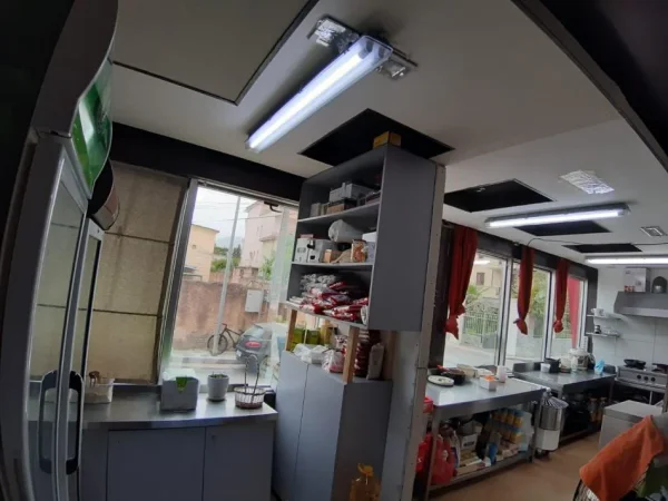 Tirane, shes lokal Kati 0, 370.000 € (Rruga At Zef Valentini)