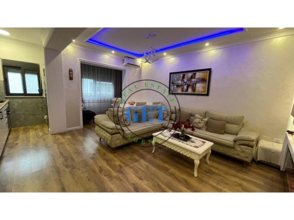 Durres, shitet apartament 2+1+Ballkon Kati 3, 74 m² 120.000 € 