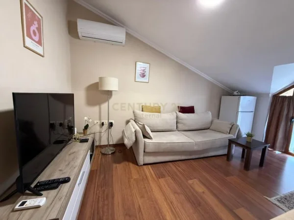 Tirane, jepet me qera apartament 1+1 Kati 4, 59 m² 500 € (rruga e elbasanit prane ambasades amerikane)