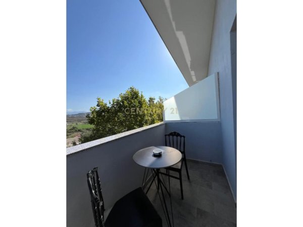 Durres, jepet me qera hotel Kati 2, 1.800 m² 3.500 € (Shijak)