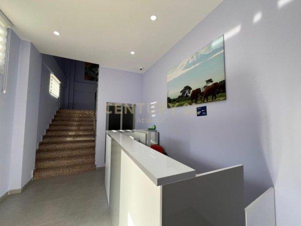 Durres, jepet me qera hotel Kati 2, 1.800 m² 3.500 € (Shijak)