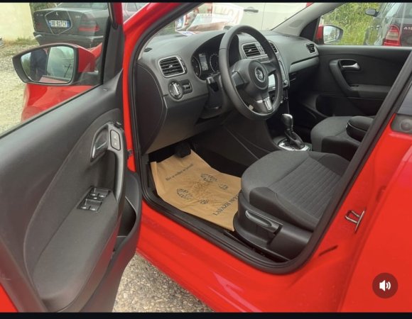 Kavaje, shes makine Vw polo Nafte, e kuqe automatik Kondicioner 175.000 km 6.500 €