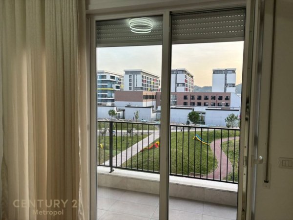 Tirane, jepet me qera apartament 2+1+Ballkon Kati 2, 86 m² 450 € (qtu)