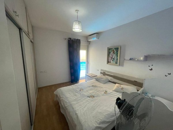 Tirane, shitet apartament 2+1+Ballkon Kati 5, 86 m² 130.000 € (Rruga Ramazan Gaxherri)