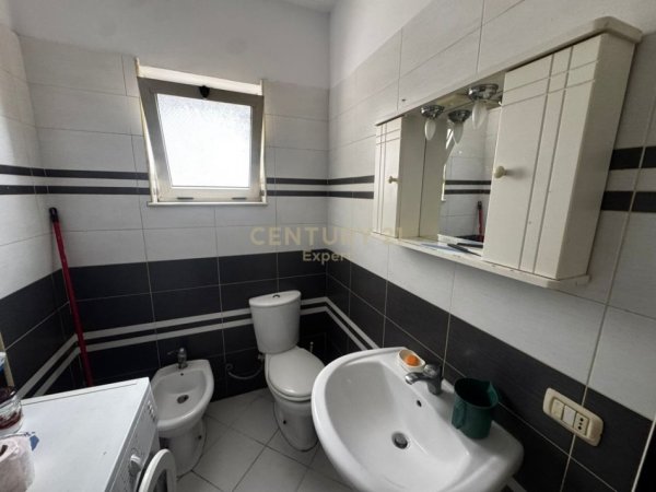 Tirane, jepet me qera apartament 1+1 Kati 6, 57 m² 550 € (mine peza)