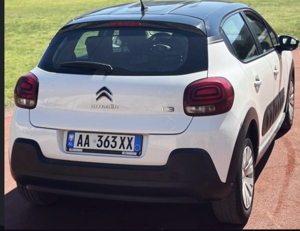 Tirane, shes makine Citroen c3 1.2 Benzin, e bardhë manuale Kondicioner 156.000 km 4.300 €