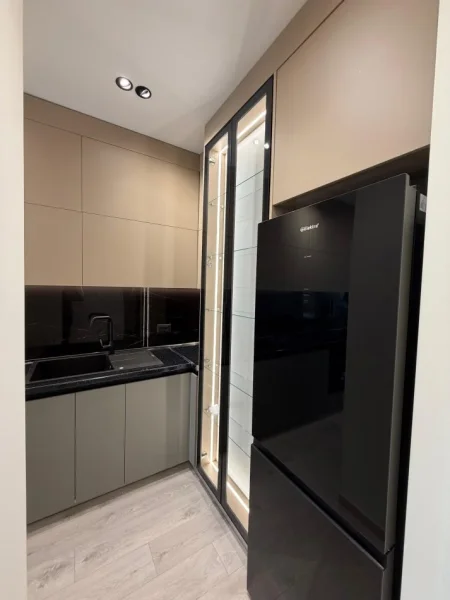 Tirane, jepet me qera apartament 2+1 Kati 4, 90 m² 800 € (Sophie Caffe Ali Demi)