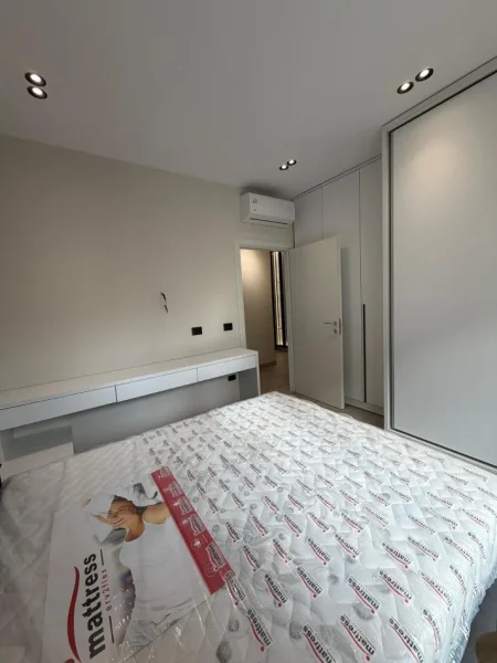 Tirane, jepet me qera apartament 2+1 Kati 4, 90 m² 800 € (Sophie Caffe Ali Demi)
