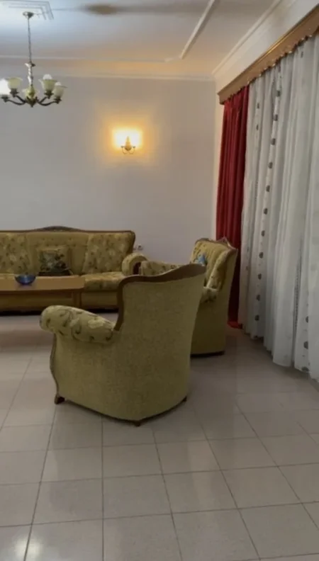 Tirane, jepet me qera shtepi 2+1 Kati 2, 120 m² 500 € (Inxhinieria e Ndertimit ,21 Dhjetori)