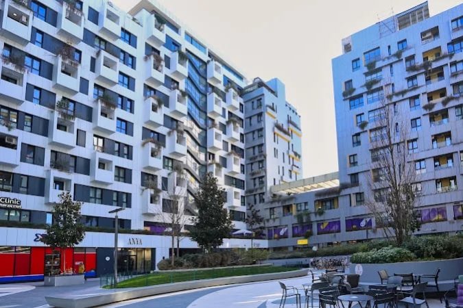 SHITET : ULTRA 🏘 2+1+2wc  (📍Kompleksi Square21 ) - 21 Dhjetori, 113 m² (Çmimi 298,000€)🧭 - 🔥CMIMI ME OKAZION NE KOMPLEKS I PER MOMENTIN, 2650€/m🔥