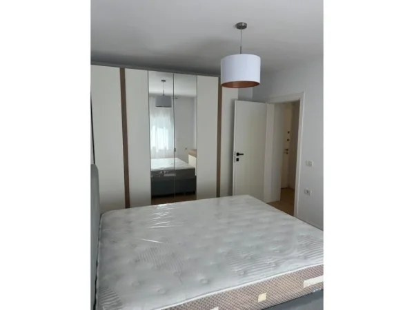 Tirane, jepet me qera apartament 2+1 Kati 2, 89 m² 850 € (Bulevardi Zogu 1)