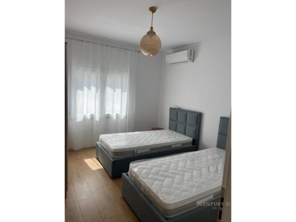 Tirane, jepet me qera apartament 2+1 Kati 2, 89 m² 850 € (Bulevardi Zogu 1)