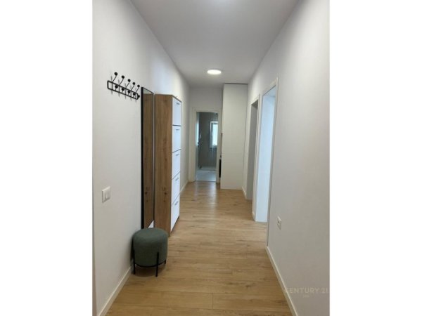 Tirane, jepet me qera apartament 2+1 Kati 2, 89 m² 850 € (Bulevardi Zogu 1)