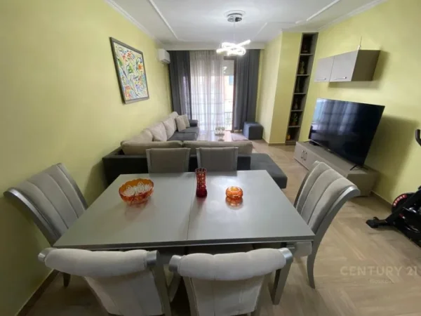 Tirane, jepet me qera apartament 1+1 Kati 2, 80 m² 700 € (Prokuroria e Tiranes)