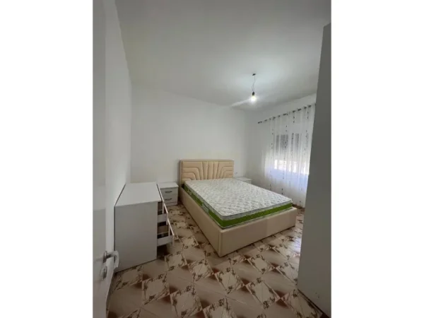 Durres, jepet me qera 2+1 Kati 4, 63 m² 350€