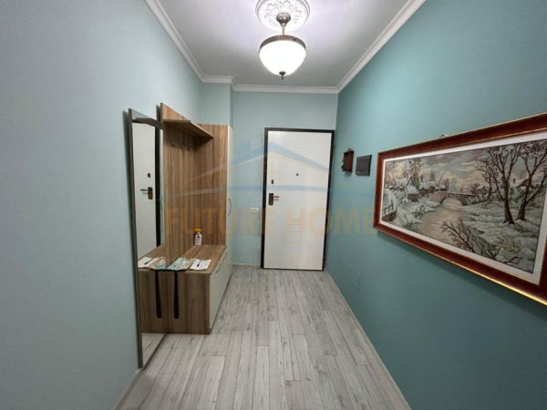 Durres, shitet apartament 3+1 Kati 5, 135 m² 160.000 € (PRANE ISH RAJONIT ,DURRES)