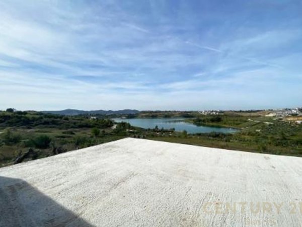 Tirane, shes Vile 3 Katshe Kati 3, 419 m² 600.000 € (Lakeside Residencë)