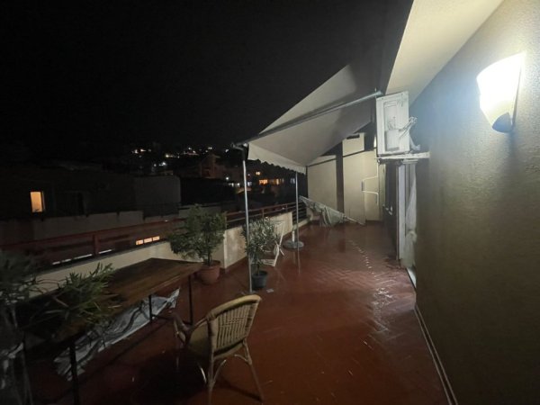 Tirane, jepet me qera apartament 1+1 Kati 5, 70 m² 600 € (Liqeni i Thate)
