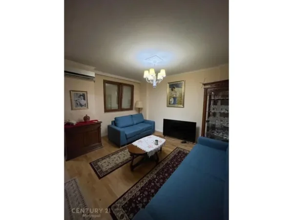Tirane, jepet me qera apartament 2+1+Aneks+Ballkon Kati 2, 106 m² 1.200 € 