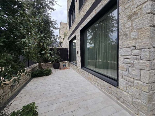 Tirane, shes Vile 3 Katshe Kati 4, 450 m² (Secret Garden Residence)