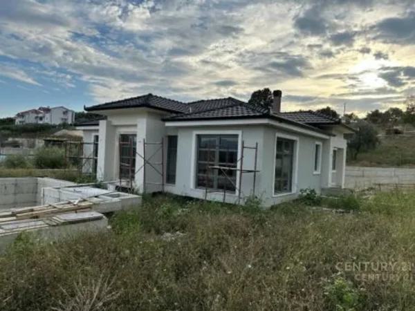 Tirane, shes Vile 1 Katshe Kati 1, 415 m² 800.000 € 