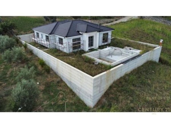 Tirane, shes Vile 1 Katshe Kati 1, 415 m² 800.000 € 