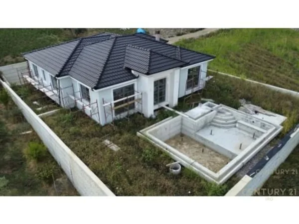 Tirane, shes Vile 1 Katshe Kati 1, 415 m² 800.000 € 