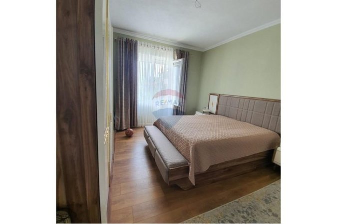 Tirane, shitet apartament 2+1 , 123 m² 247.000 € (Kopshti Botanik)